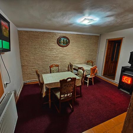 Апартаменты Casa Miclau Бэиле-Еркулане Экстерьер фото