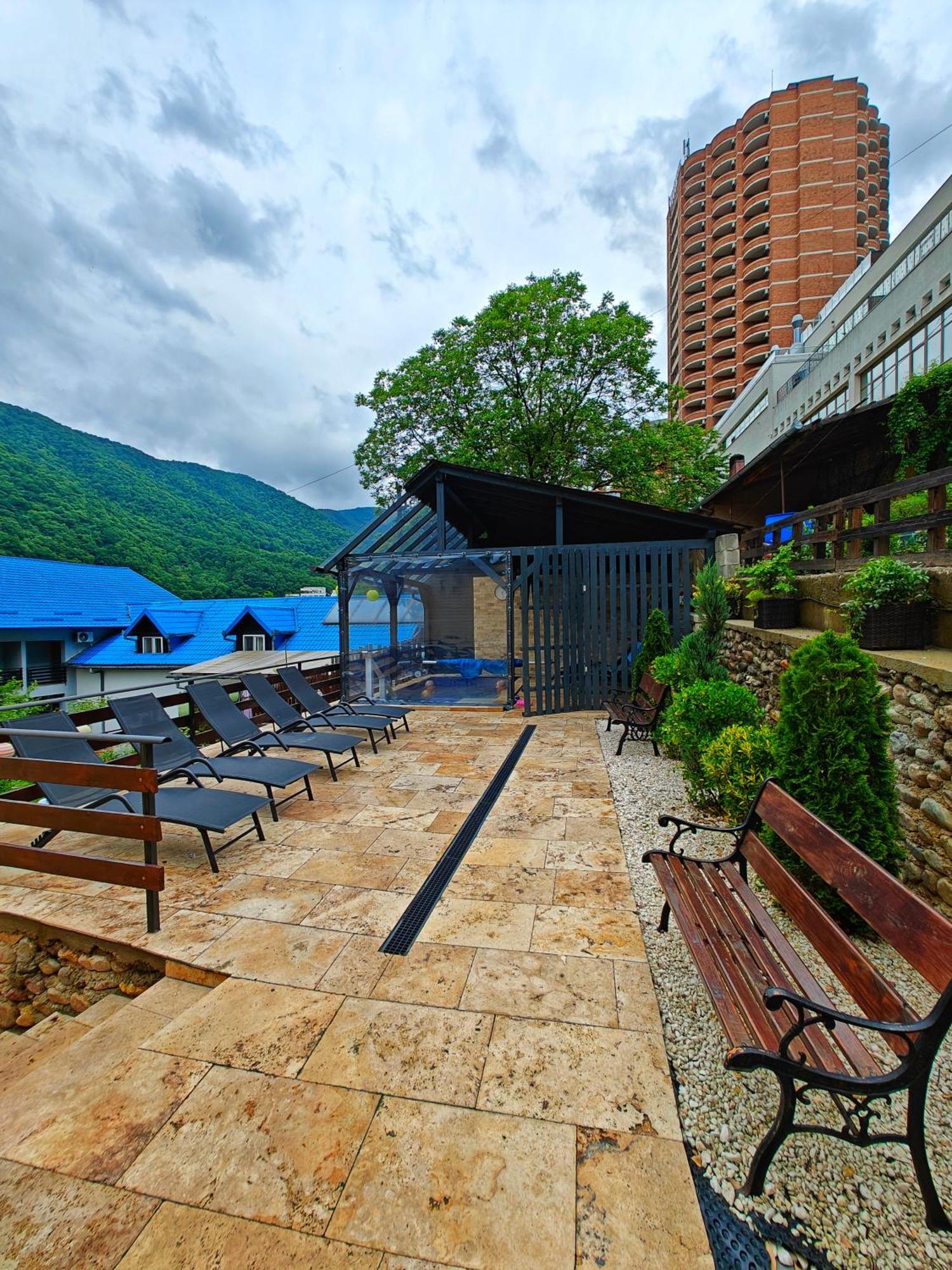 Апартаменты Casa Miclau Бэиле-Еркулане Экстерьер фото